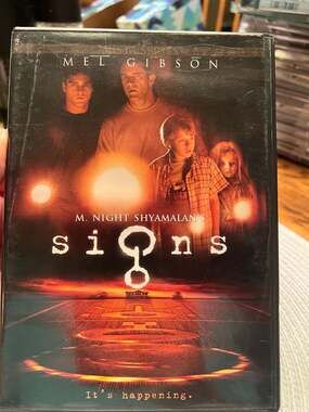 Signs DVD Vista Series M. Night Shyamalan Mel Gibson